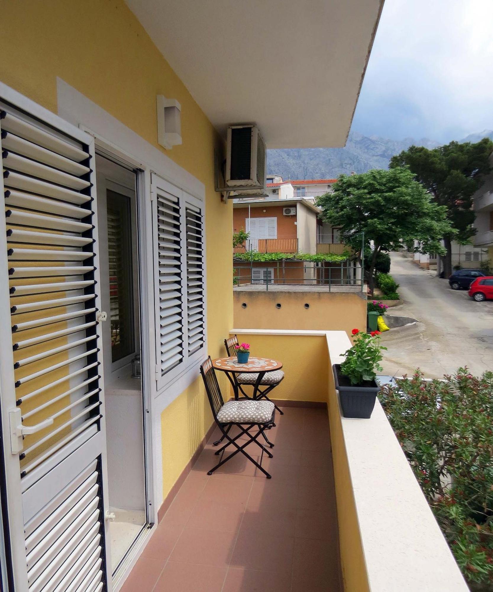 Apartman Jakir Baška Voda Екстериор снимка