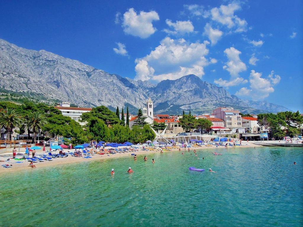 Apartman Jakir Baška Voda Екстериор снимка