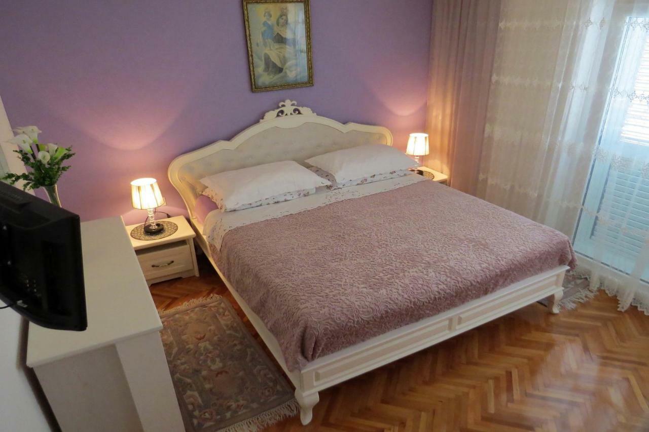 Apartman Jakir Baška Voda Екстериор снимка