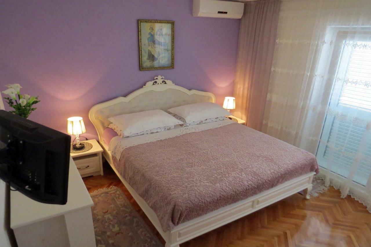 Apartman Jakir Baška Voda Екстериор снимка